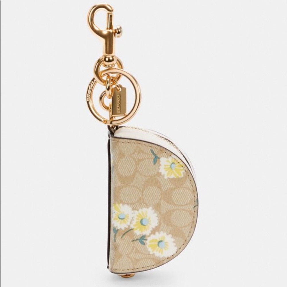 Coach Crescent Pouch Charm Signature Daisy Print